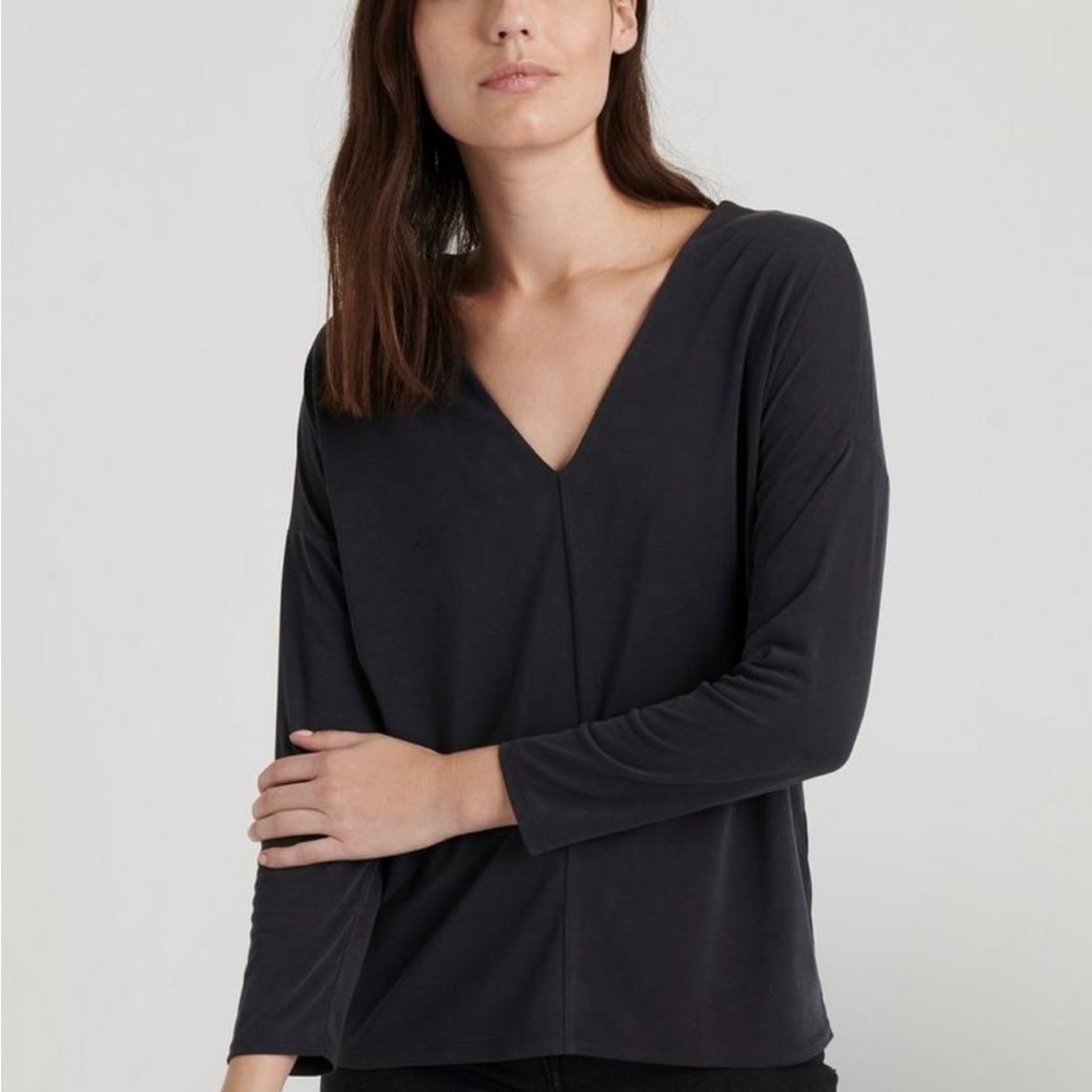 Authentic lucky brand black vneck sand wash top